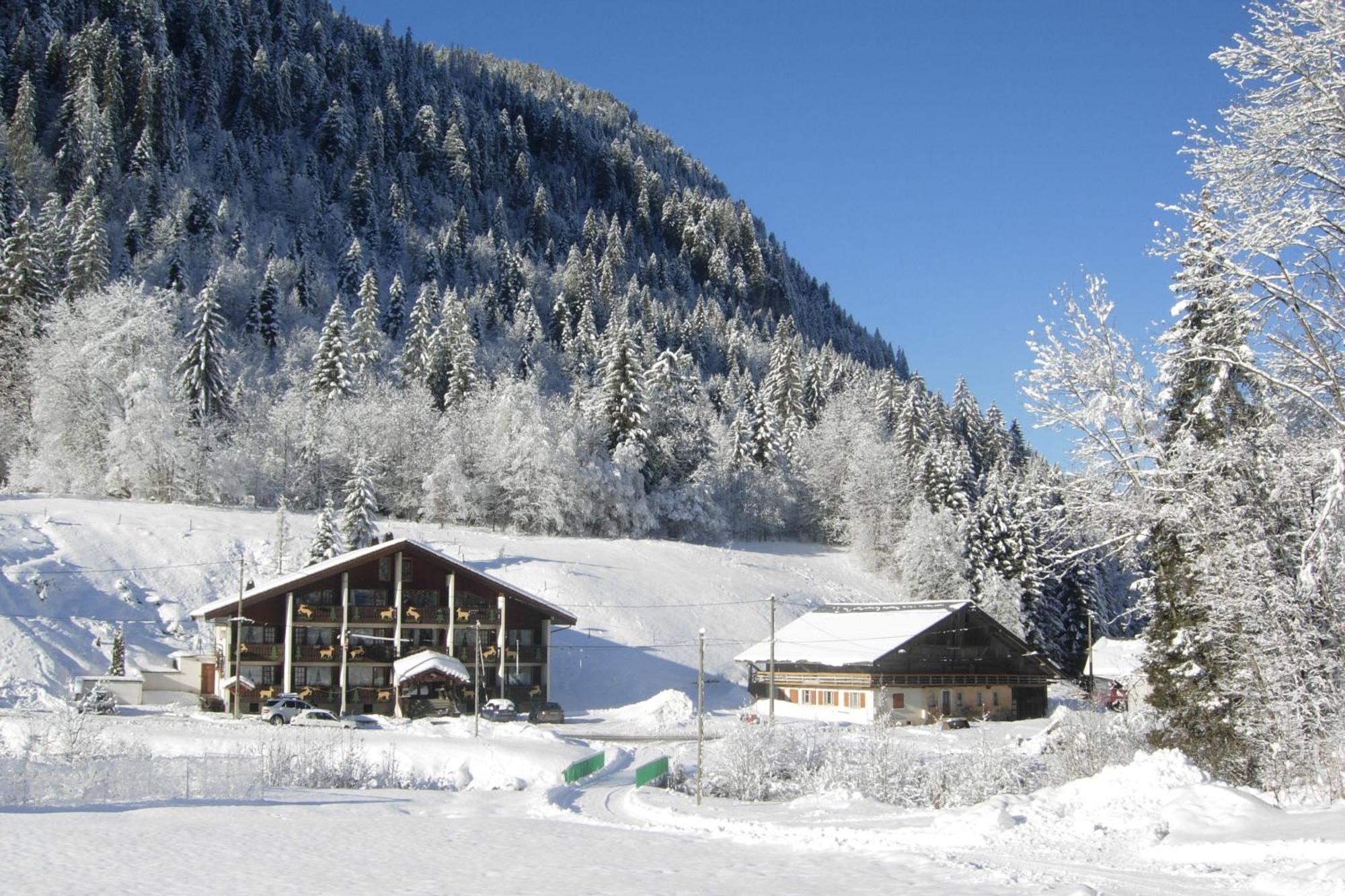 Au Bois De Lune Châtel Exterior foto