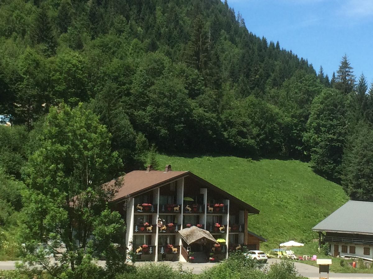 Au Bois De Lune Châtel Exterior foto