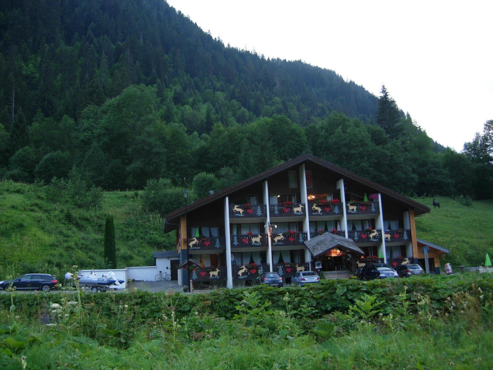 Au Bois De Lune Châtel Exterior foto